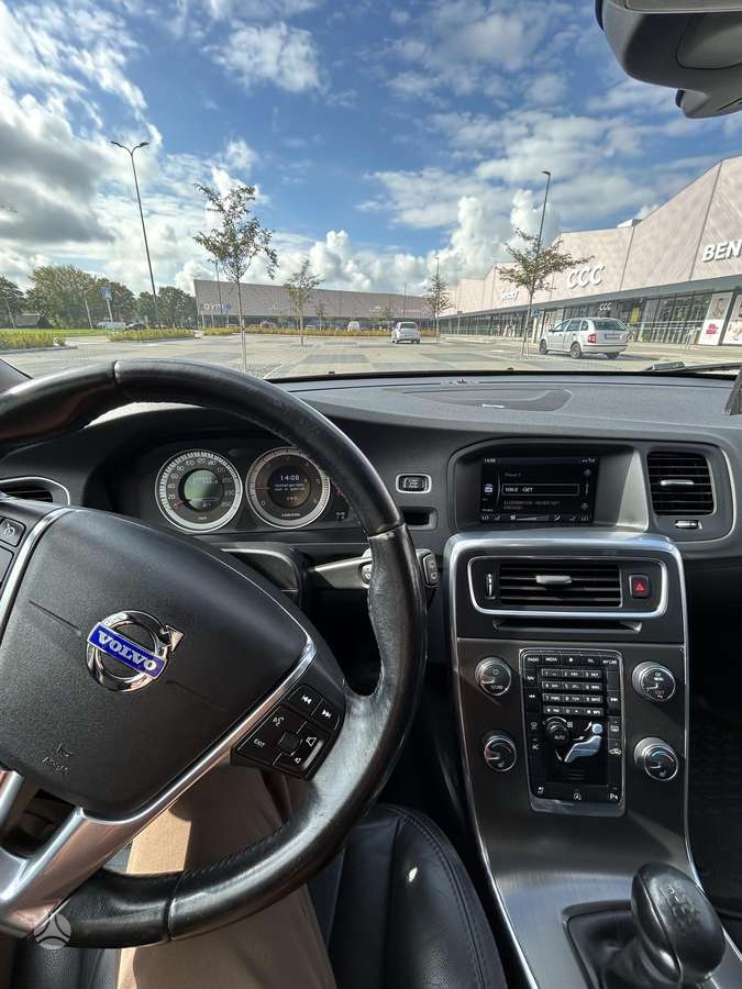 Volvo V60, 2.0 l., universalas