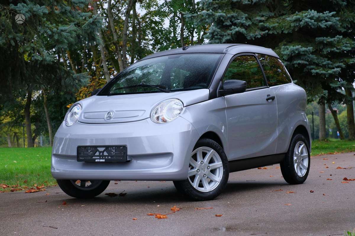 Aixam Crossover, hatchback