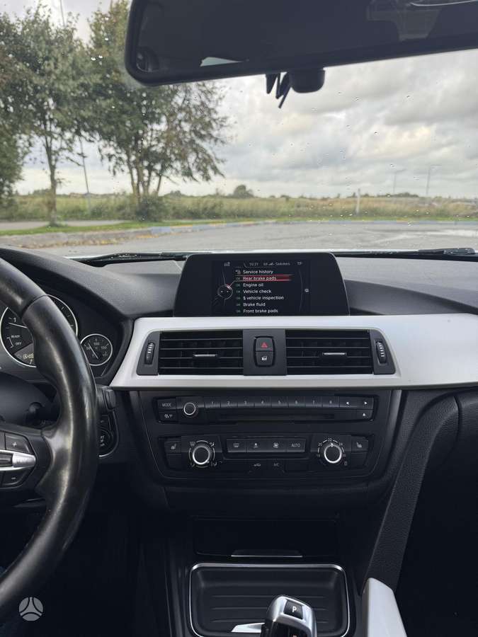 BMW 318, 2.0 l., wagon