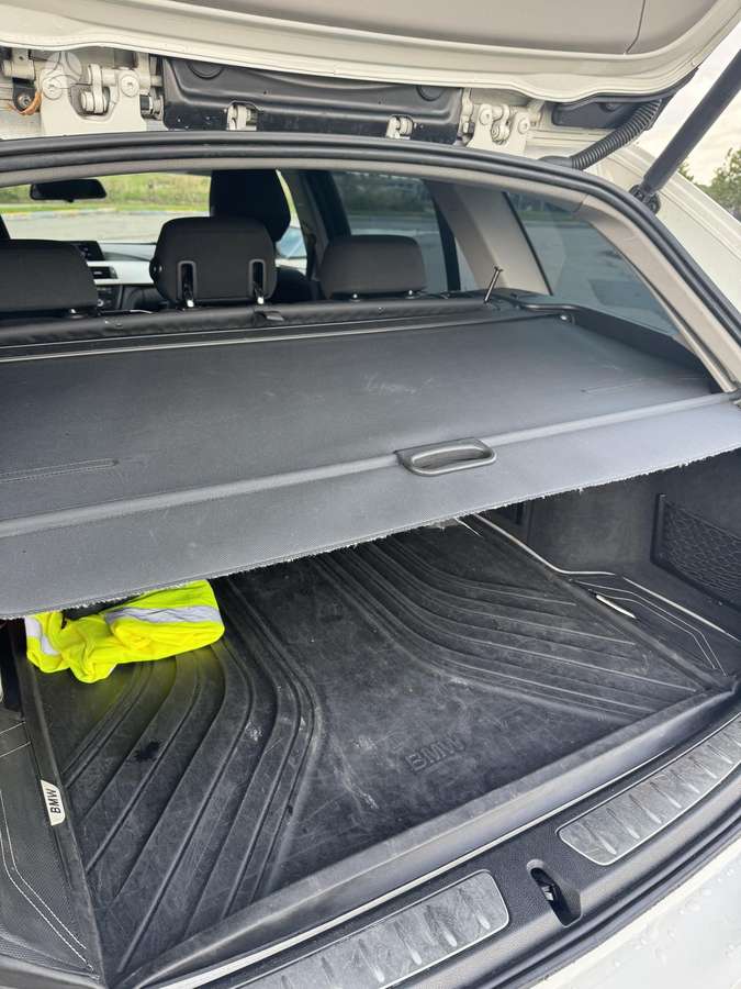 BMW 318, 2.0 l., wagon