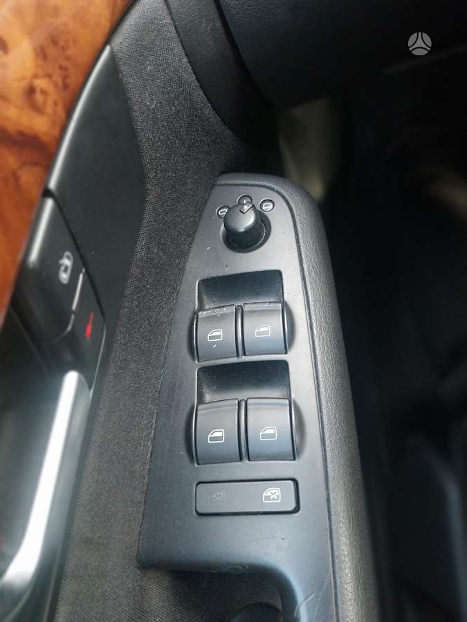Audi A4, 2.0 l., Седан