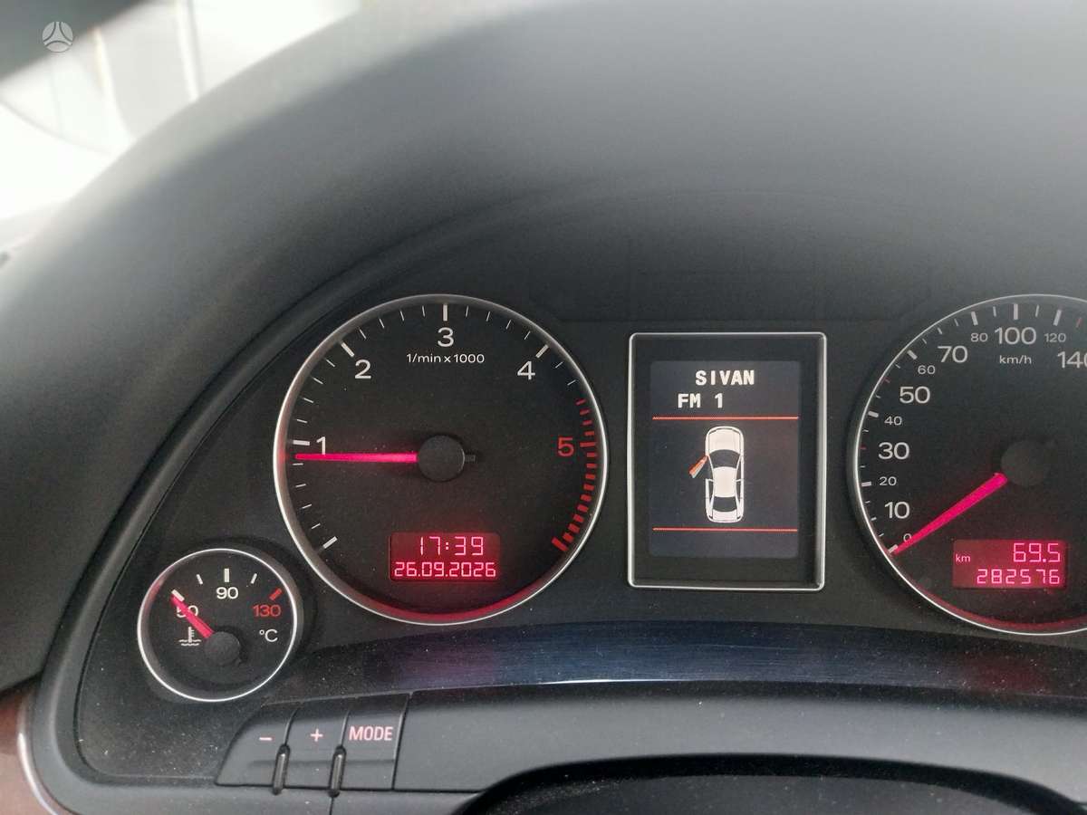 Audi A4, 2.0 l., Седан
