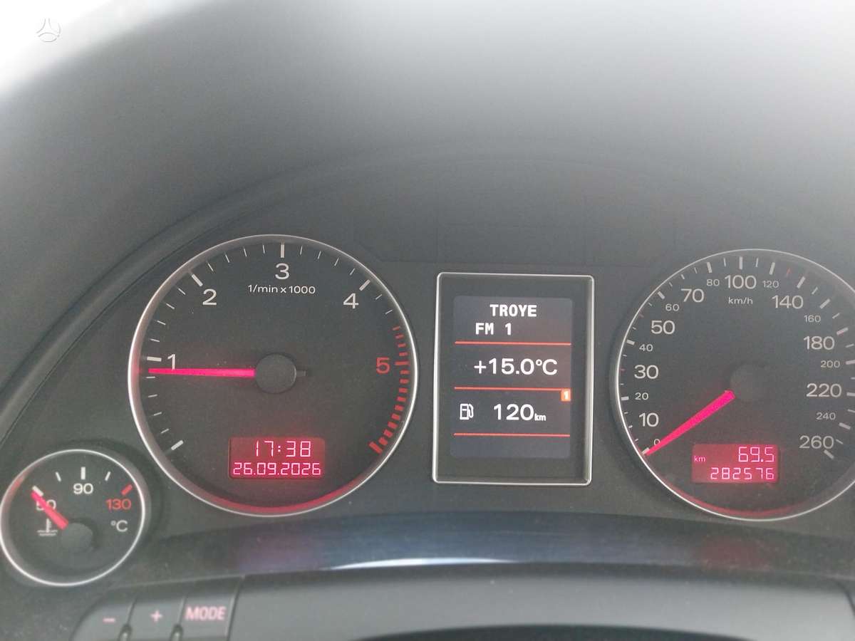 Audi A4, 2.0 l., Седан
