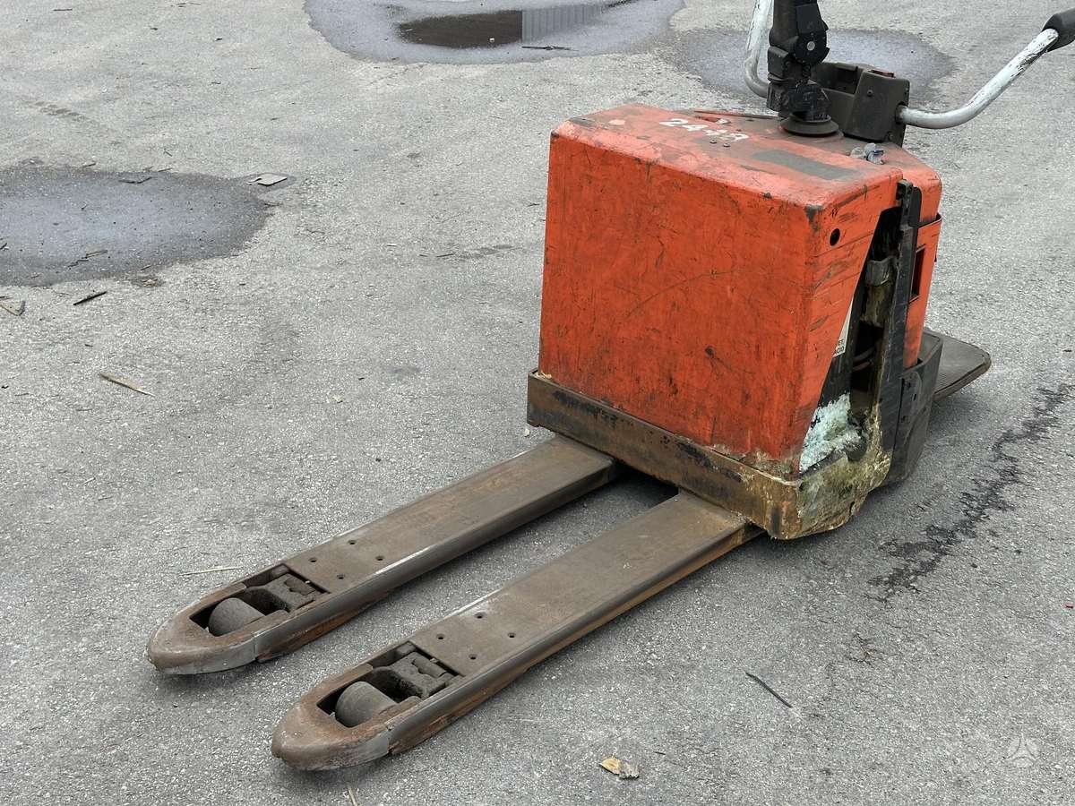 Toyota LPE200/8, warehouse equipment