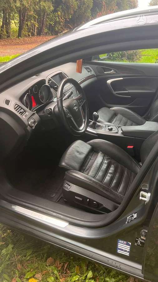 Opel Insignia, 2.0 l., Универсал