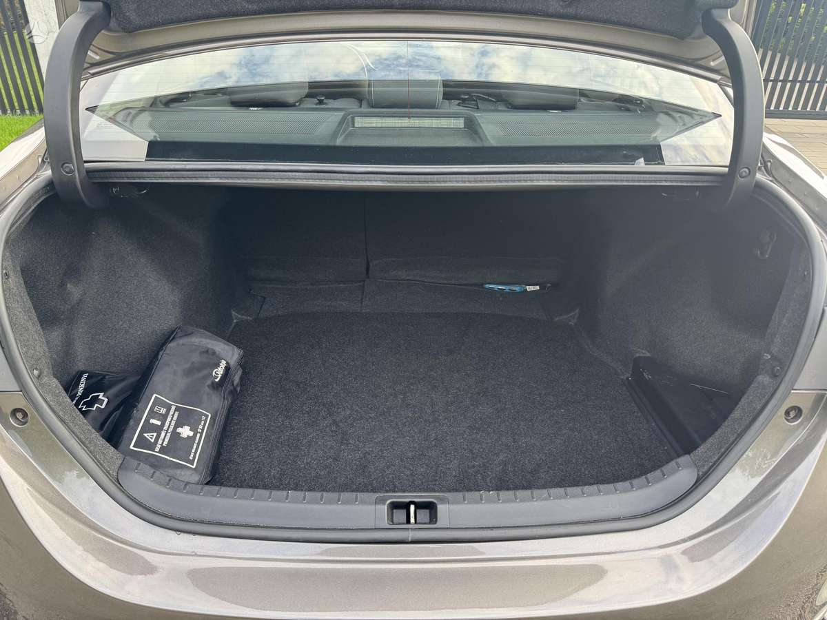 Toyota Corolla, 1.4 l., Седан