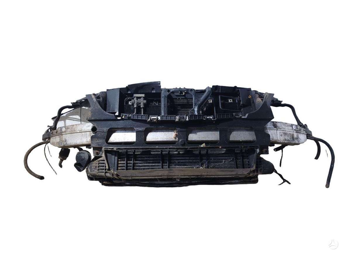 Mercedes-Benz S320 radiatorius
