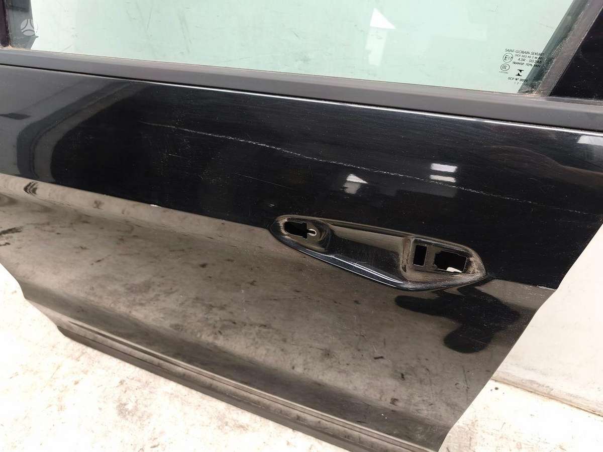 Ford S-MAX doors