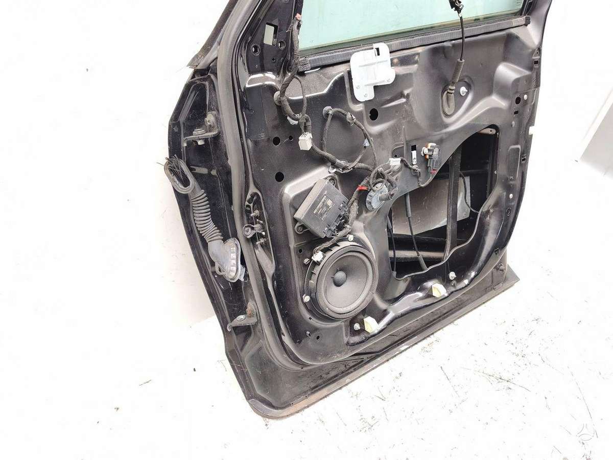 Ford S-MAX doors