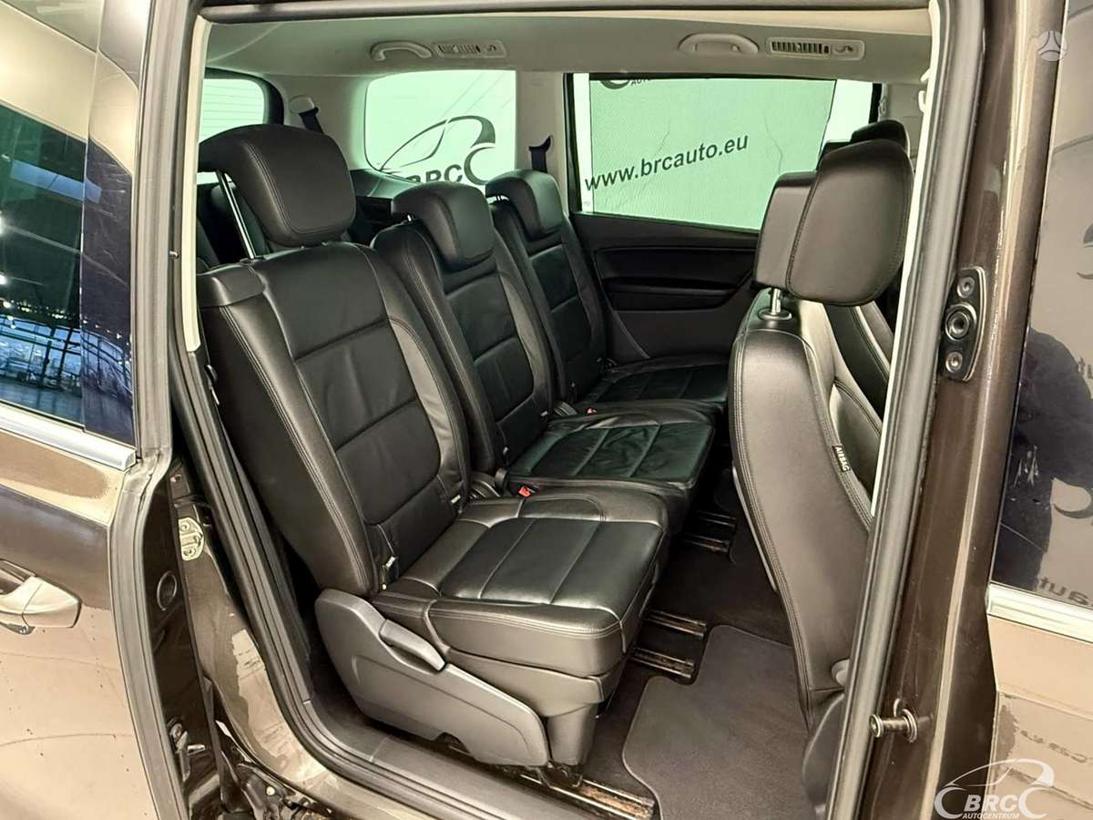 Volkswagen Sharan, 2.0 l., Минивэн