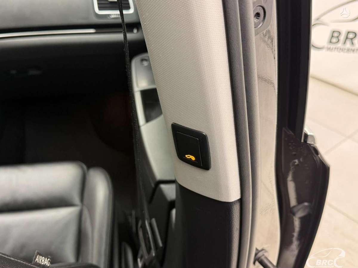Volkswagen Sharan, 2.0 l., Минивэн