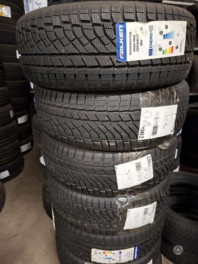 Falken HS02 EUROWINTER, winter 225/50 R17
