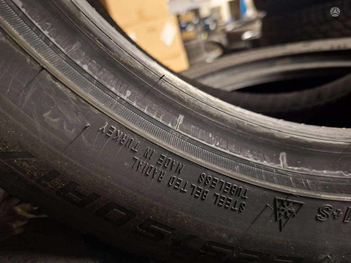 Falken HS02 EUROWINTER, зимние 225/50 R17