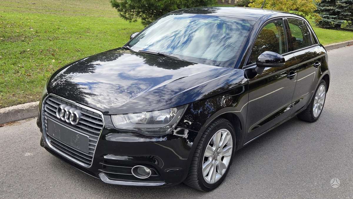 Audi A1, 1.6 l., Хэтчбек