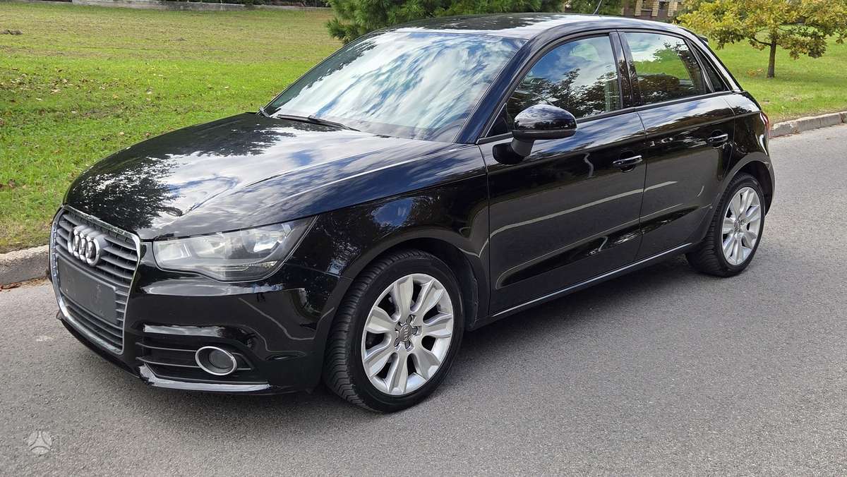 Audi A1, 1.6 l., Хэтчбек