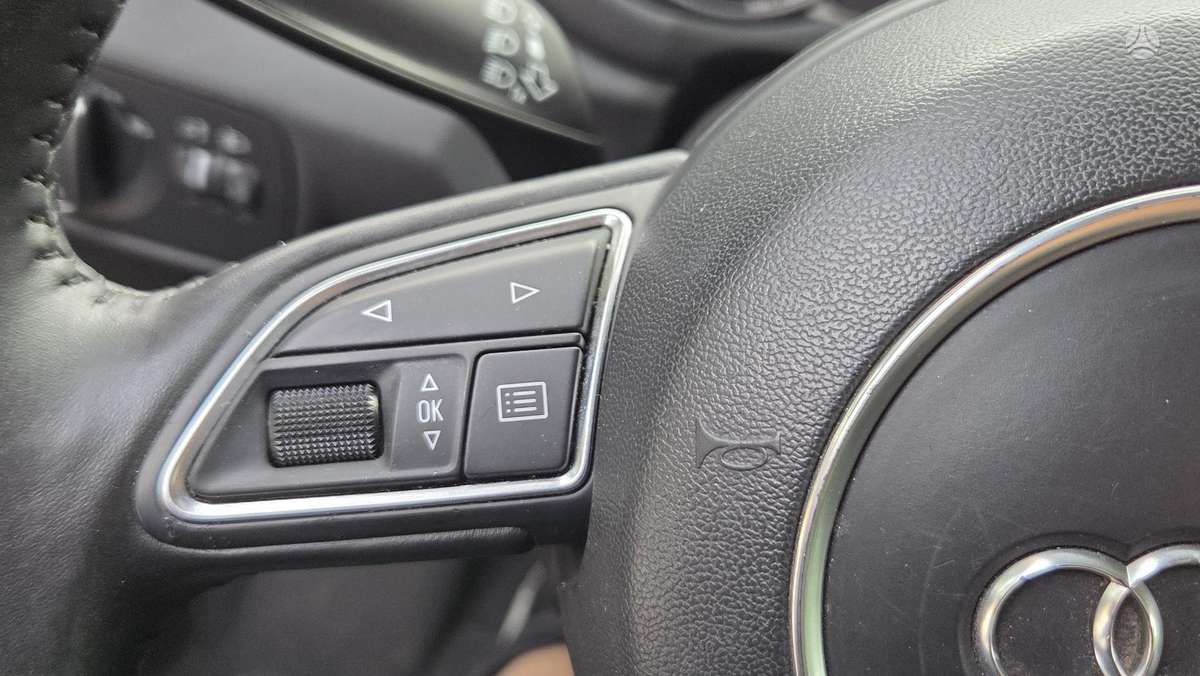 Audi A1, 1.6 l., Хэтчбек