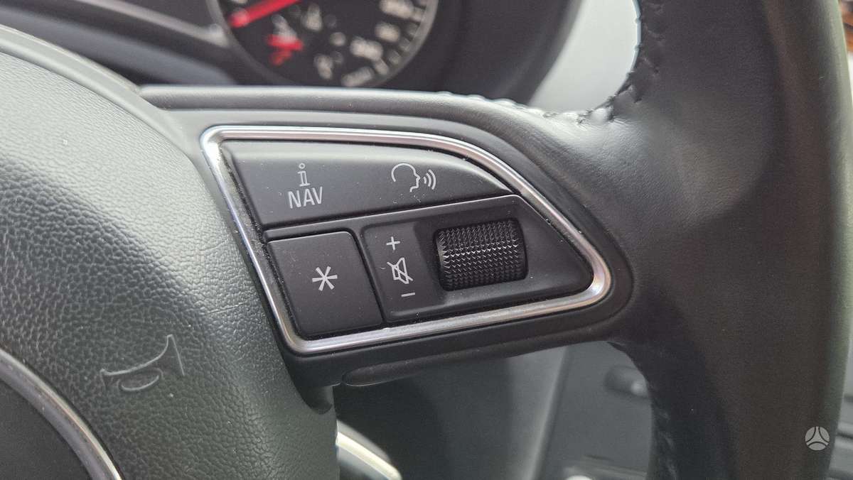 Audi A1, 1.6 l., Хэтчбек