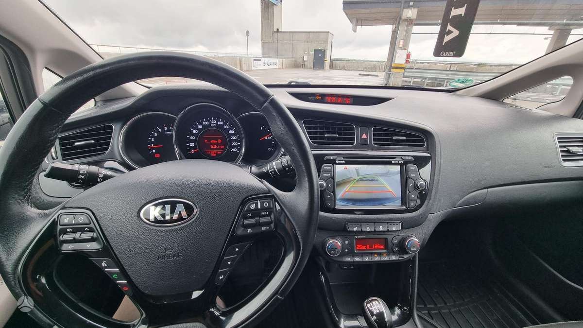 Kia Ceed, 1.6 l., Универсал