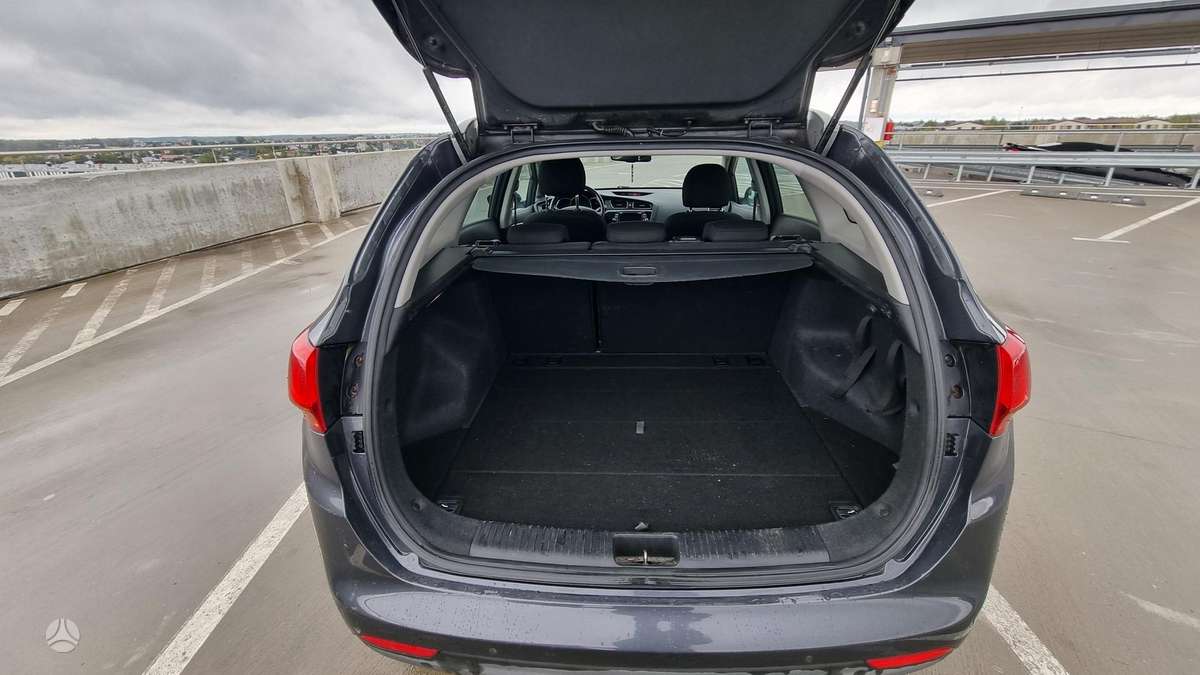 Kia Ceed, 1.6 l., Универсал