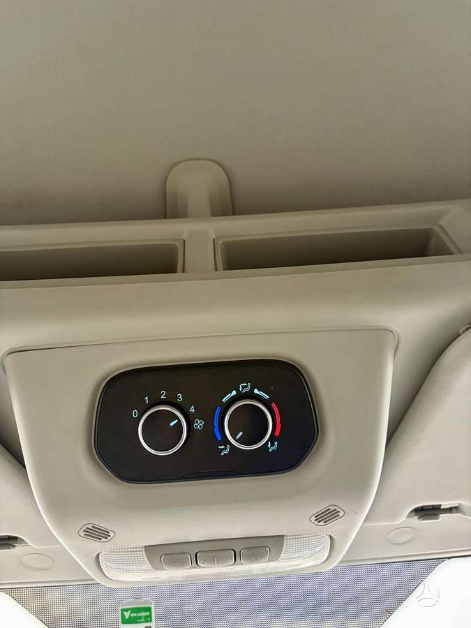 Ford Transit, cargo van