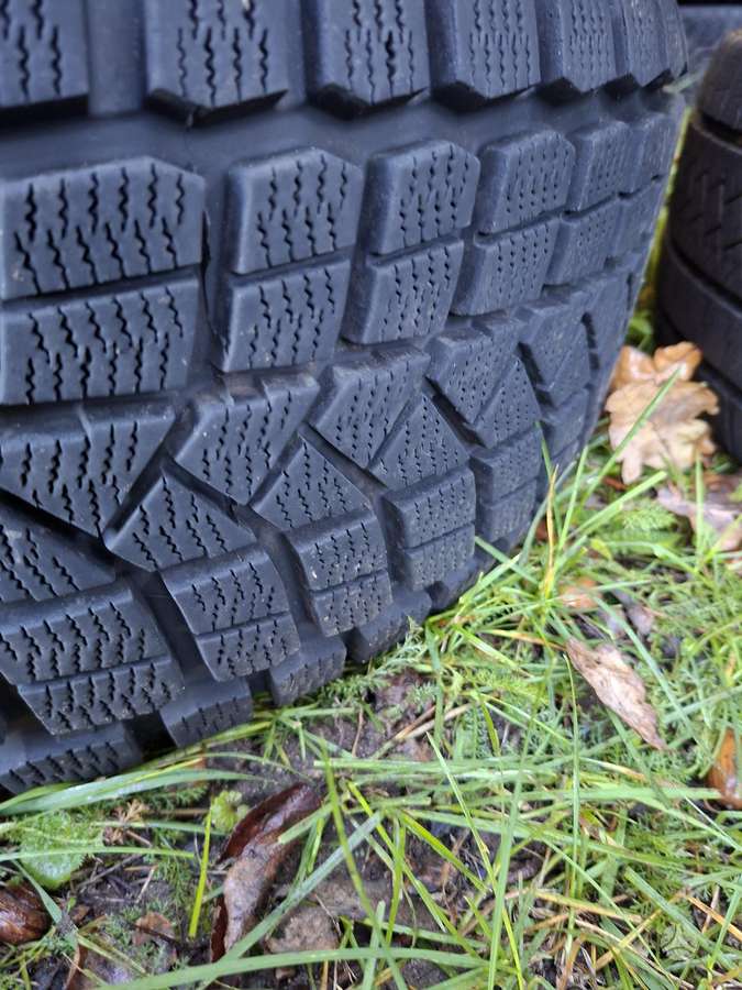 Maxxis, winter 235/55 R18