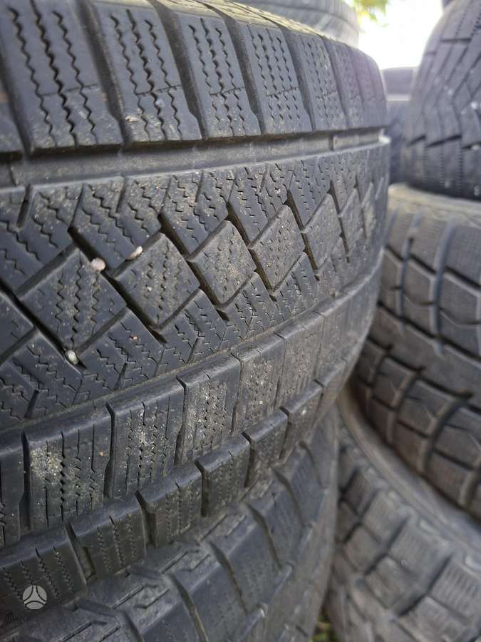 Pirelli, žieminės 215/60 R17