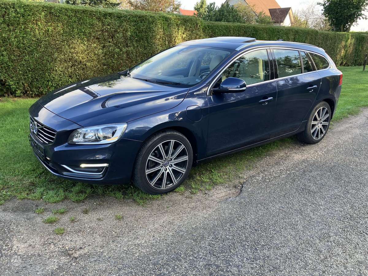 Volvo V60, 2.4 l., Универсал
