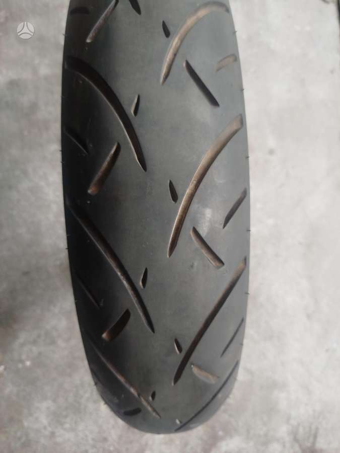 Metzeler ME 888, летние 130/90 R16
