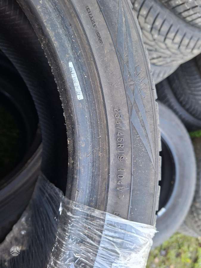 Triangle, žieminės 255/45 R19