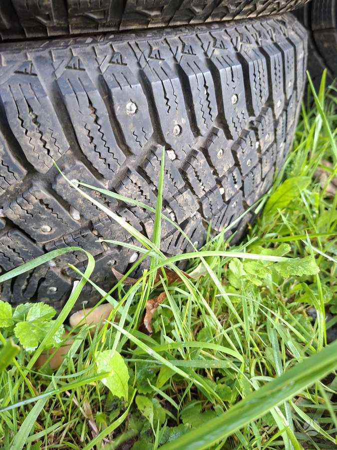 Continental, žieminės 195/60 R16