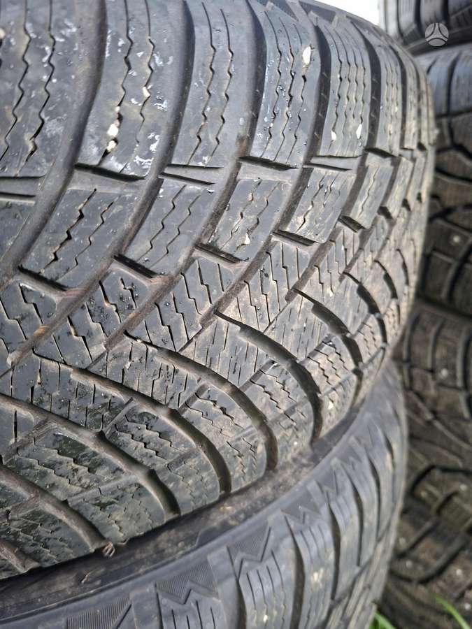 Barum, зимние 225/55 R18