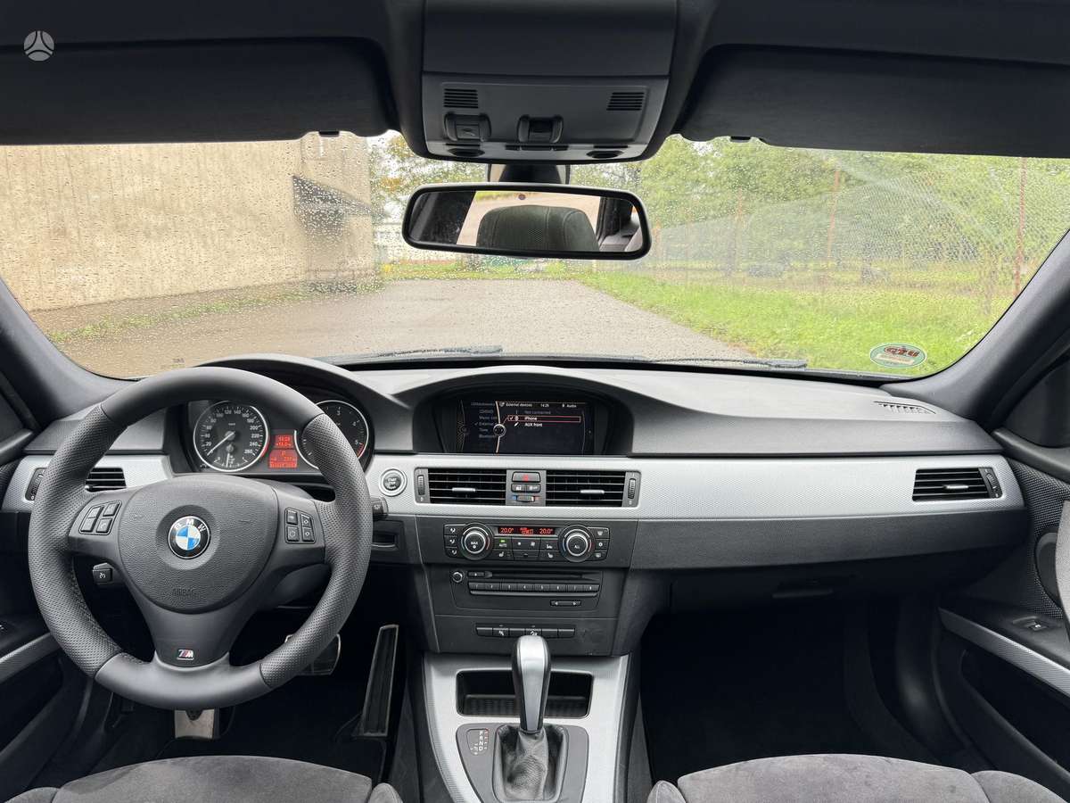 BMW 330, 3.0 l., wagon