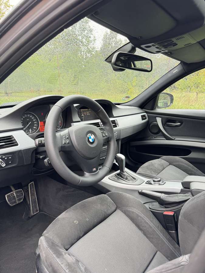 BMW 330, 3.0 l., Универсал