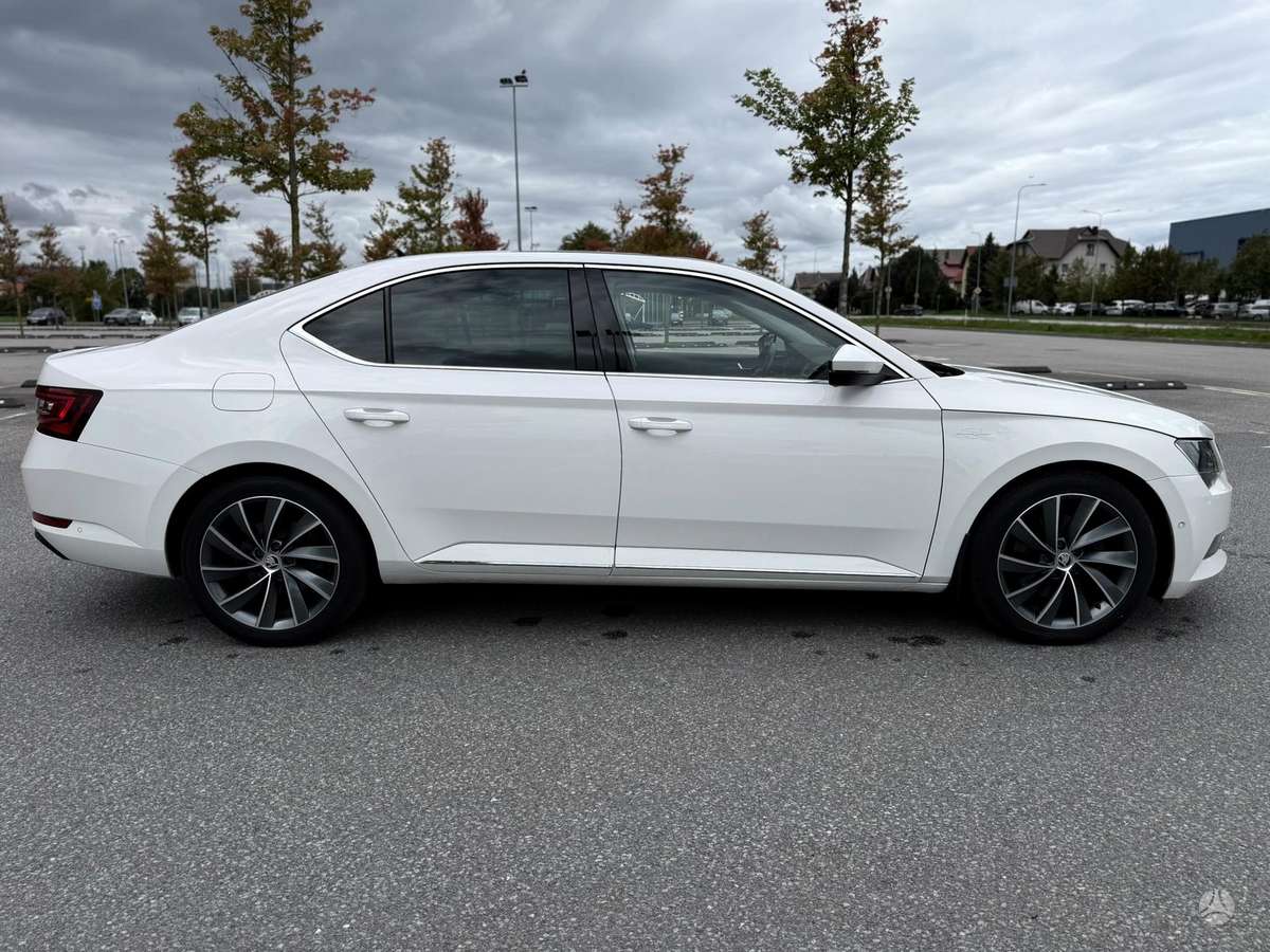 Skoda Superb, 2.0 l., Хэтчбек