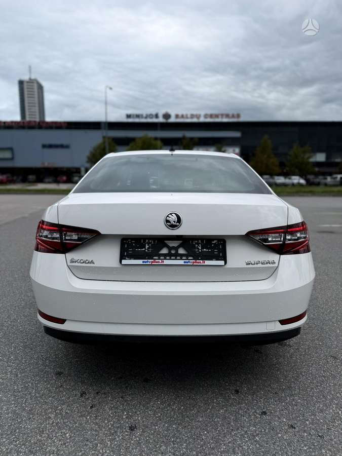 Skoda Superb, 2.0 l., Хэтчбек