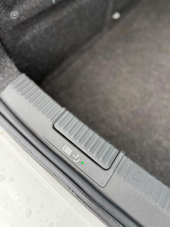 Skoda Superb, 2.0 l., Хэтчбек