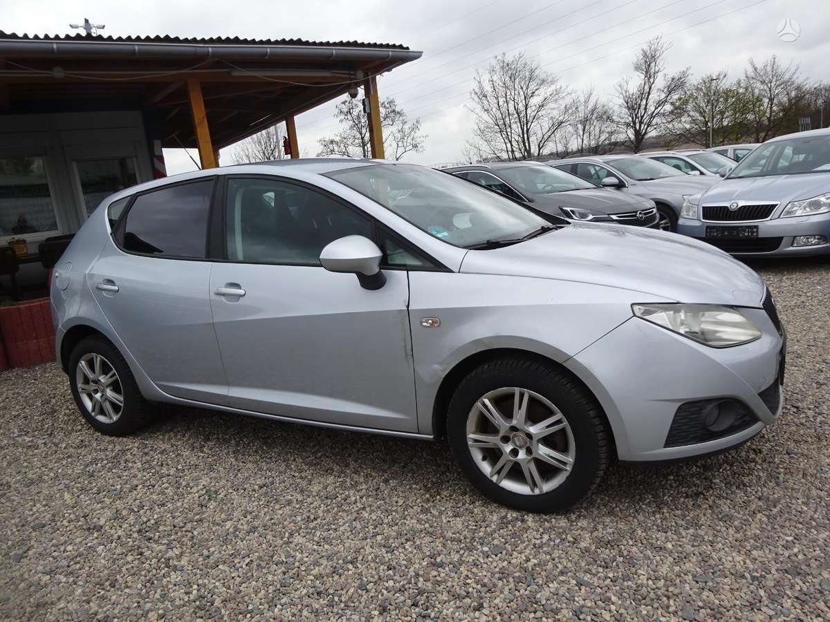 Seat Ibiza, ☎️, dalimis