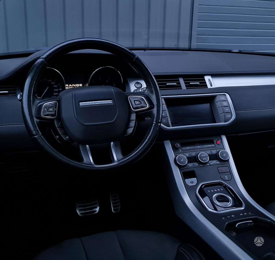 Land Rover Evoque, 2.2 l., off-road / crossover
