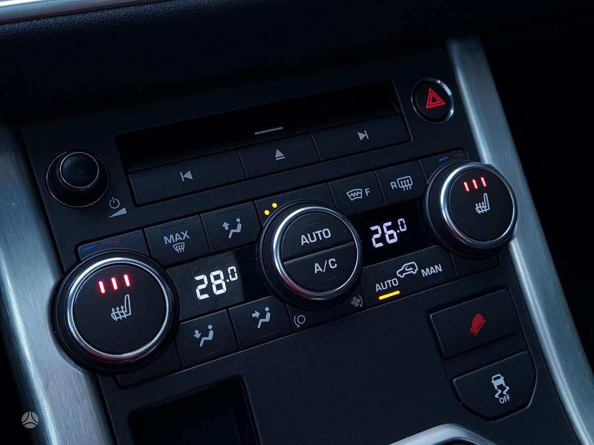 Land Rover Evoque, 2.2 l., off-road / crossover