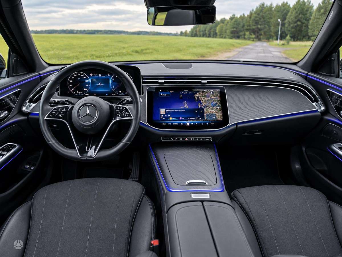 Mercedes-Benz E300, 3.0 l., Универсал
