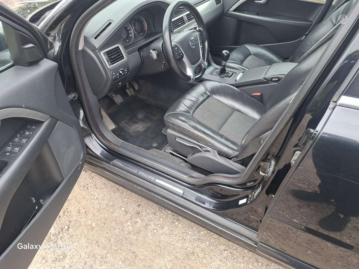 Volvo V70, 1.6 l., universalas