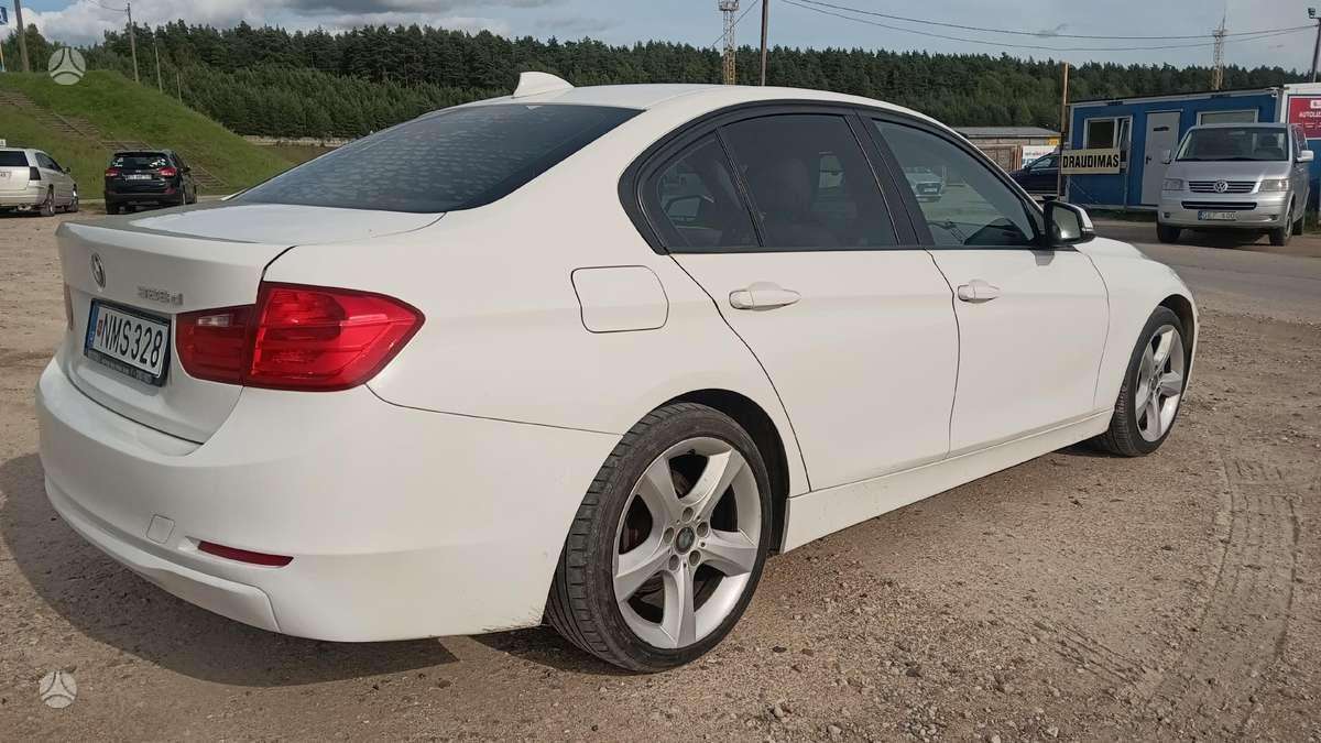 BMW 328, 2.0 l., Седан