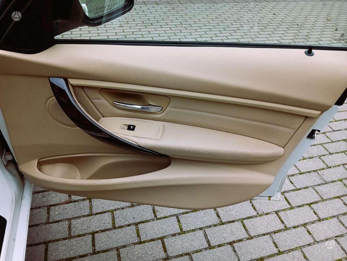 BMW 328, 2.0 l., Седан