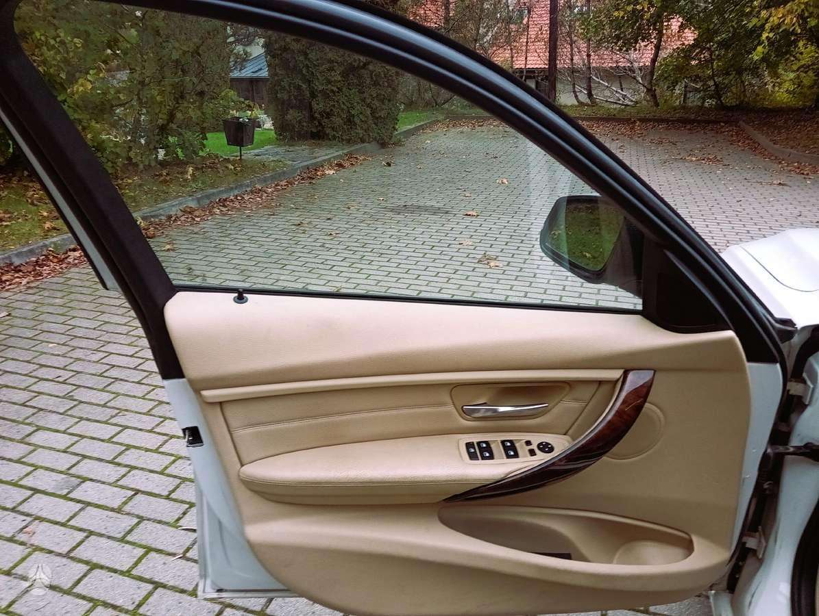 BMW 328, 2.0 l., Седан