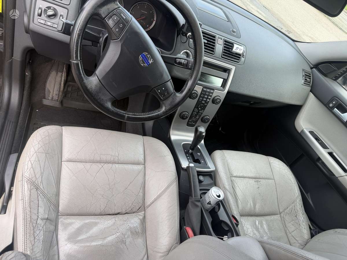 Volvo V50, 2.4 l., wagon