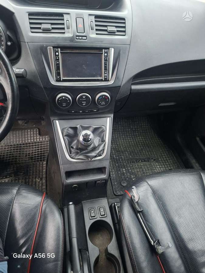 Mazda 5, 1.6 l., Минивэн