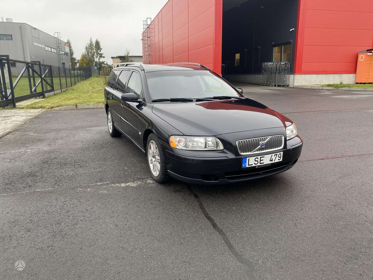 Volvo V70, 2.4 l., universalas