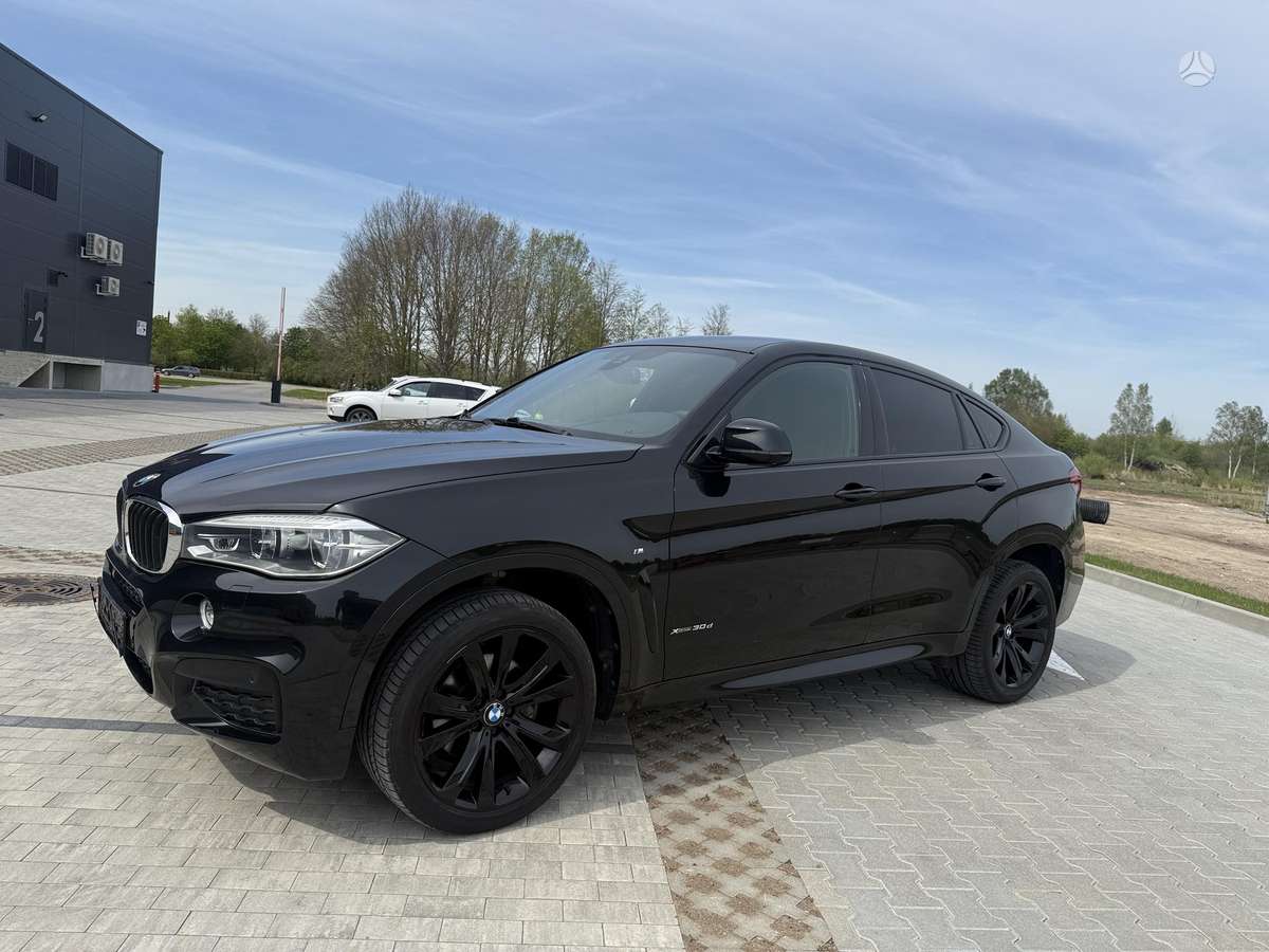 BMW X6, 3.0 l., off-road / crossover