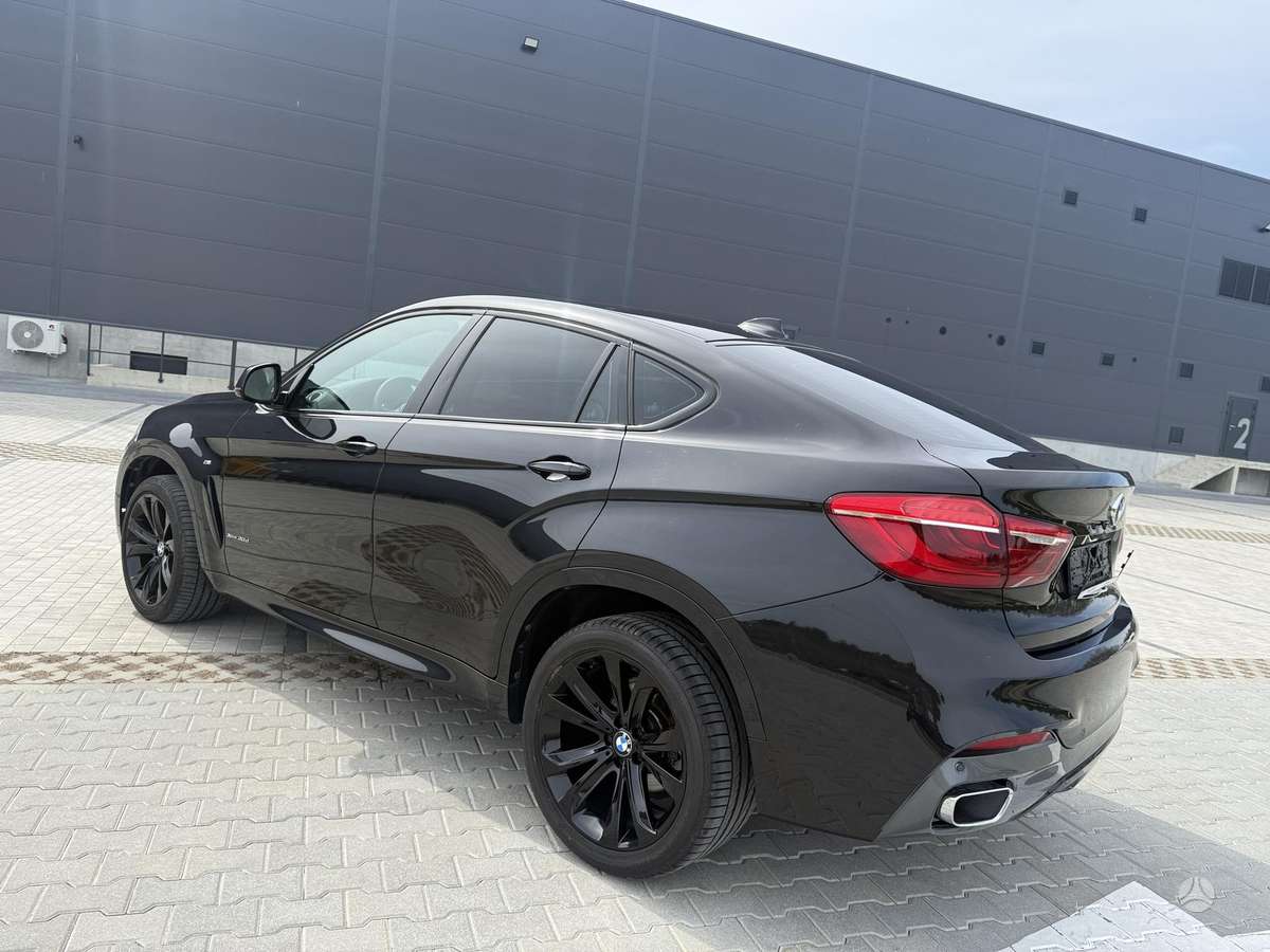 BMW X6, 3.0 l., off-road / crossover