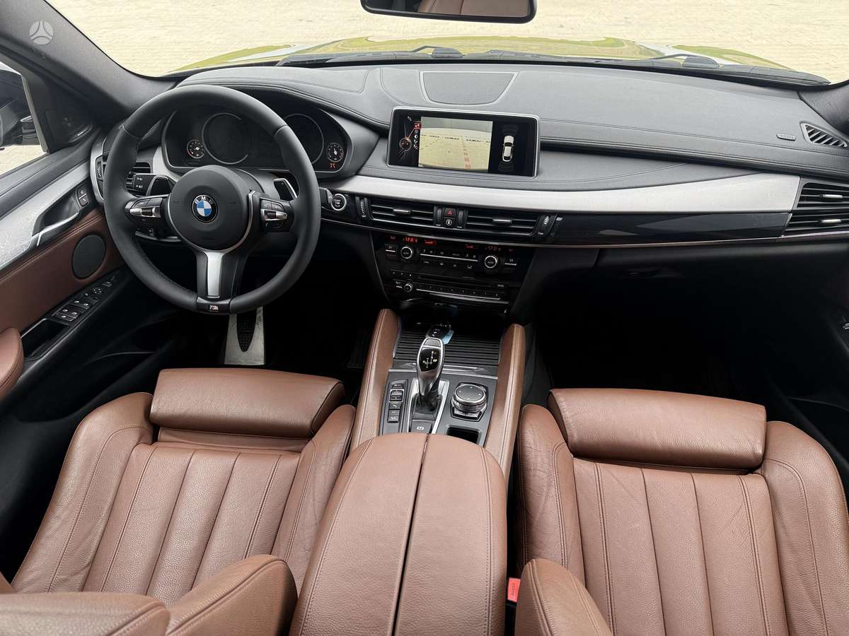 BMW X6, 3.0 l., off-road / crossover